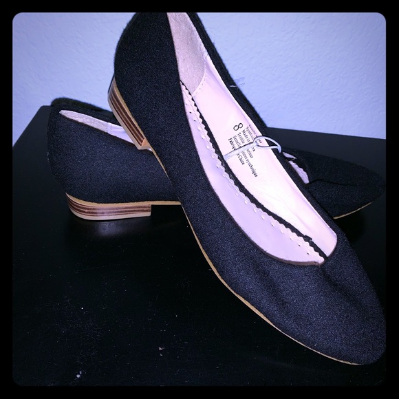BLACK FLATS - Picture 1 of 3
